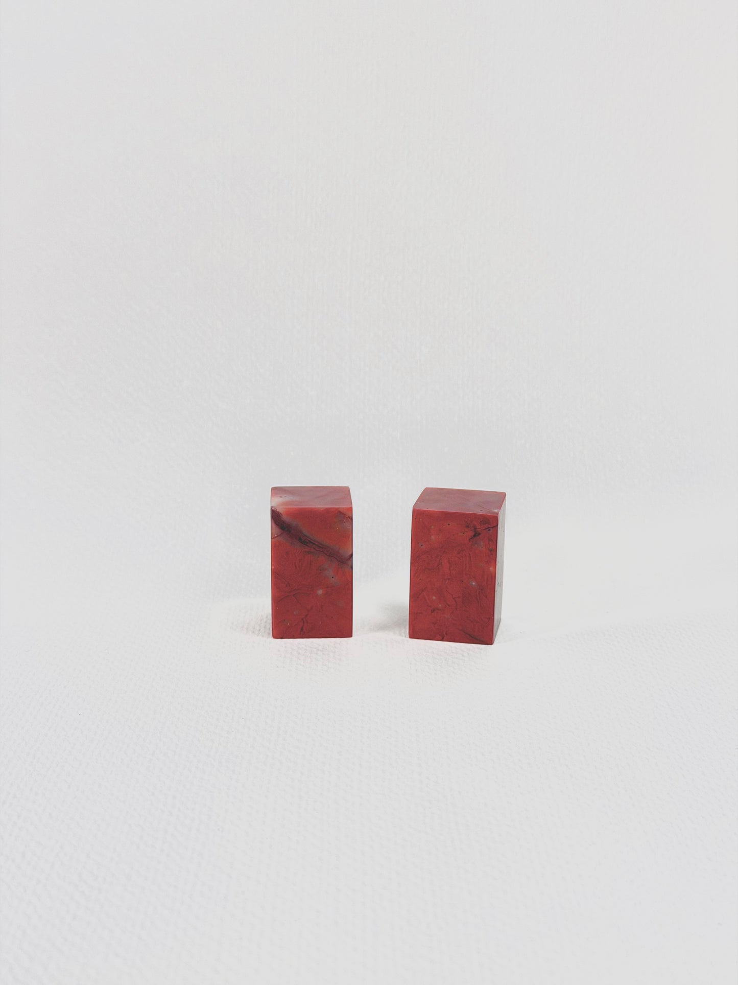老撾石 正章 7分 2.2*2.2*4cm
