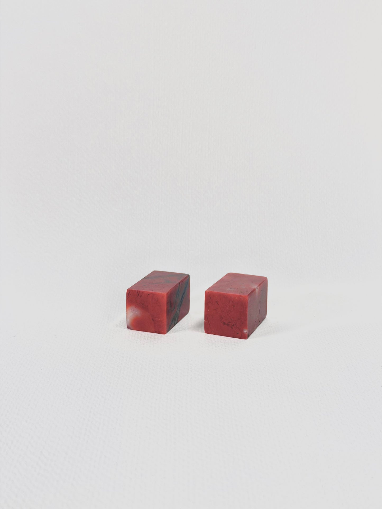 老撾石 正章 7分 2.2*2.2*4cm